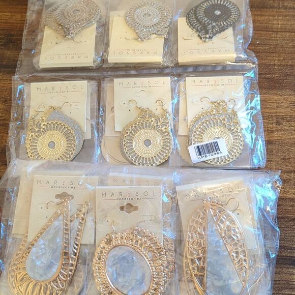 24 Pack Earrings (12 Per Each Pack) - Picture 1 of 3